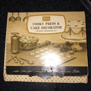 Vintage Sears Cookie Press Cake Decorator